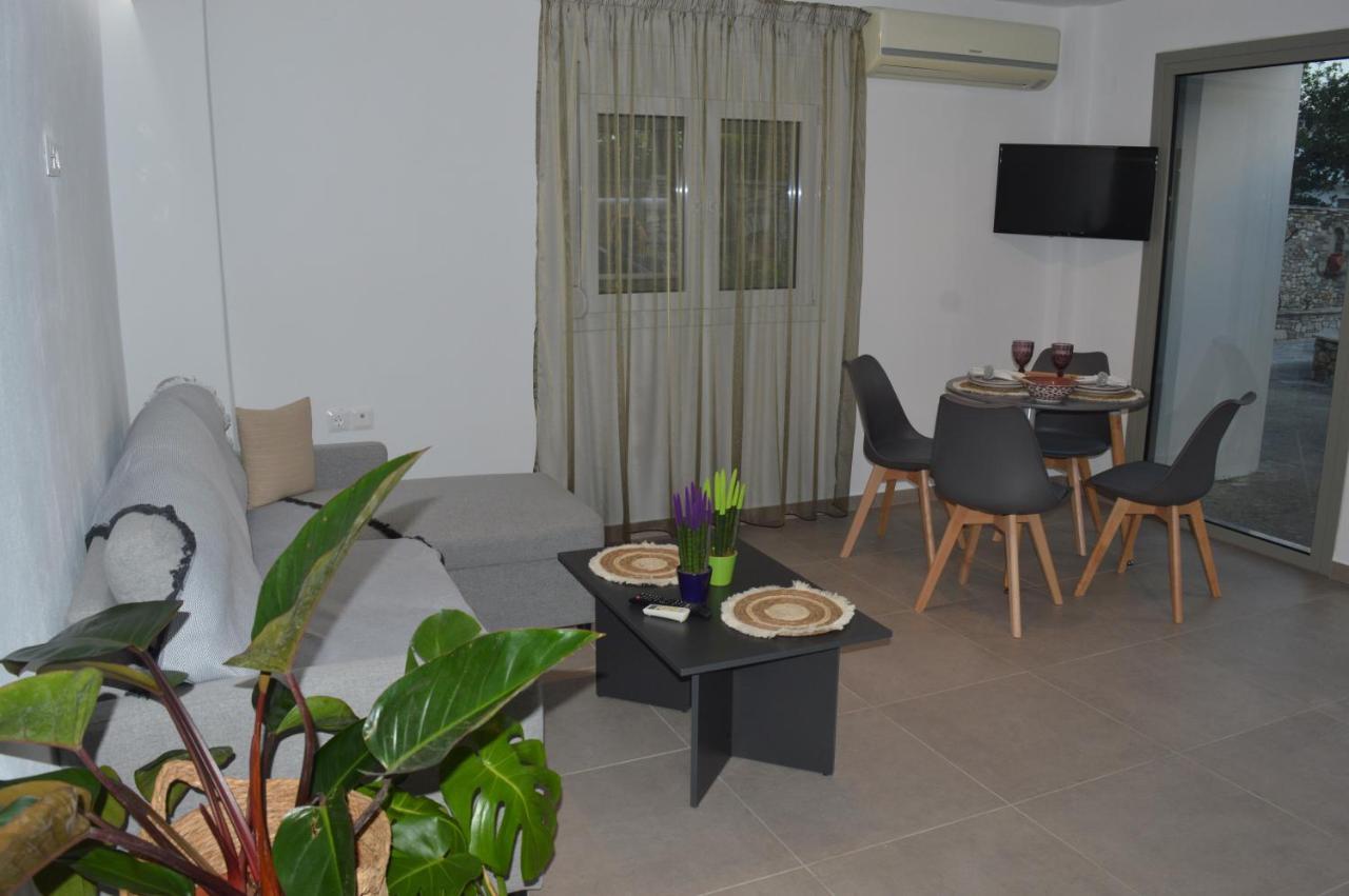 Despina'S House Apartment Скиатос Екстериор снимка